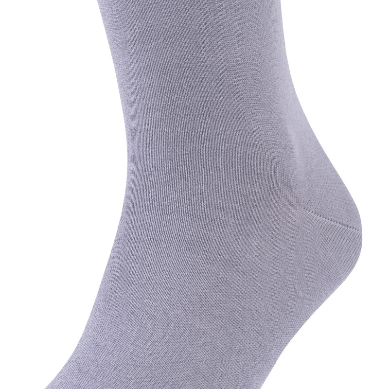 Տղամարդու երկար հարթ միագույն գուլպա